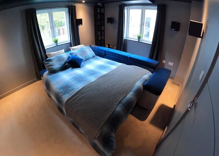 Unique, Spacious, Self-Built Eco Home With Huge Garden And Movie Room