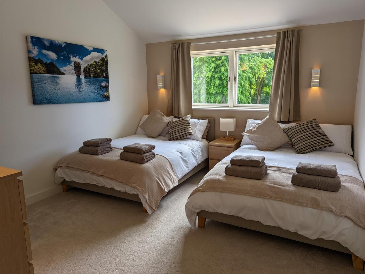 Unique, Spacious, Self-built Eco With Huge Garden And Movie