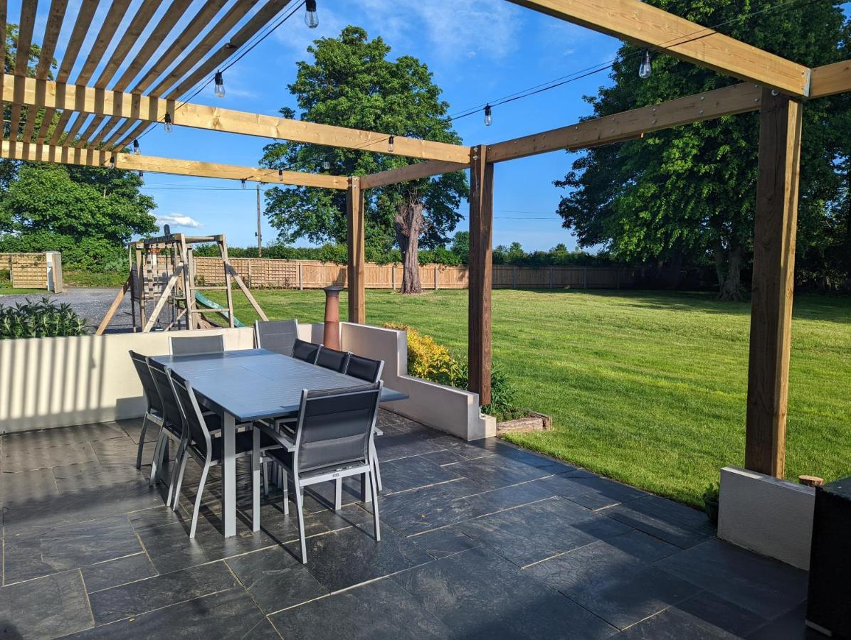 Unique, Spacious, Self-built Eco With Huge Garden And Movie
