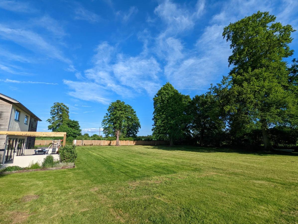 Unique, Spacious, Self-built Eco With Huge Garden And Movie Holiday home