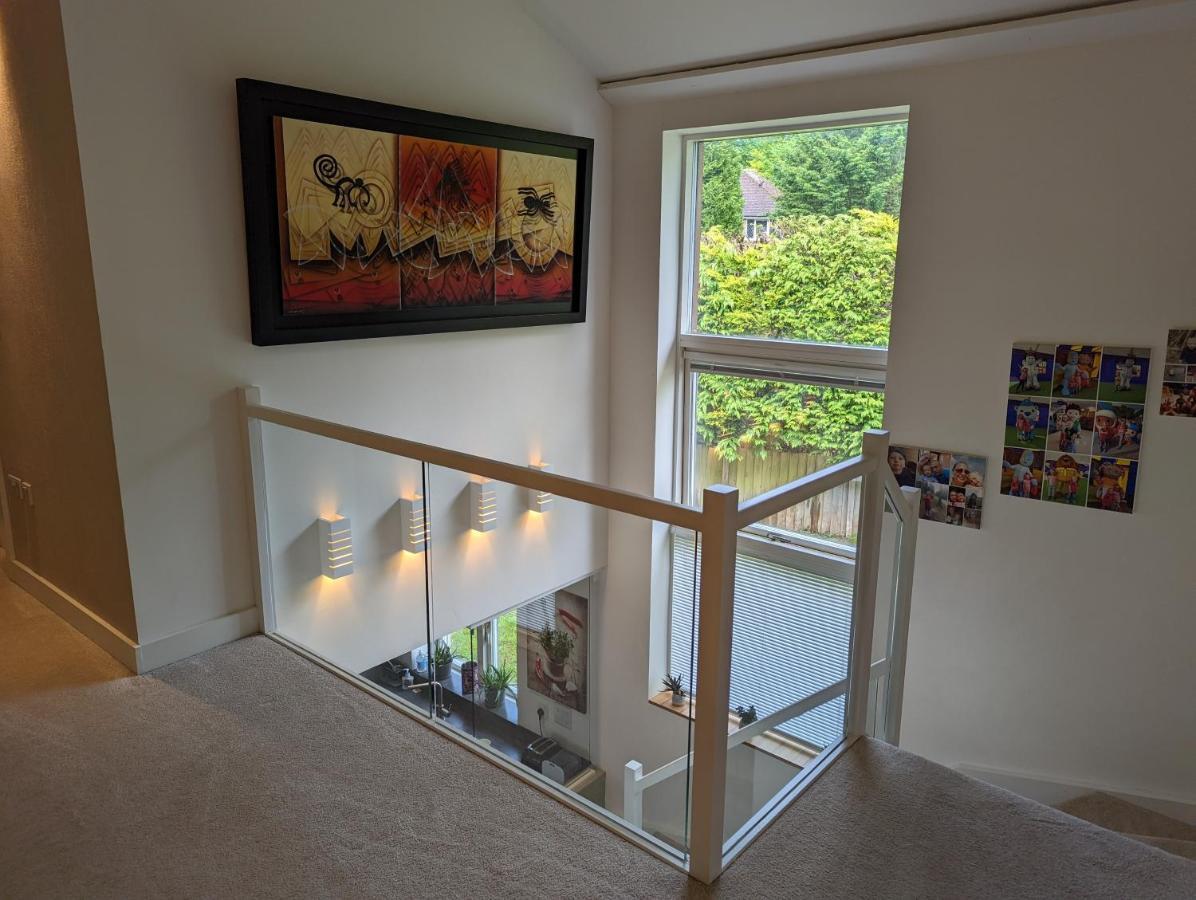 Holiday home Unique, Spacious, Self-built Eco With Huge Garden And Movie *